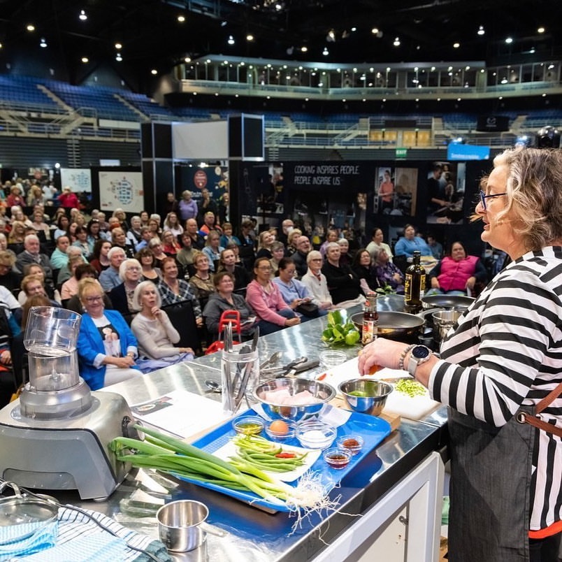 Julie Goodwin cooking