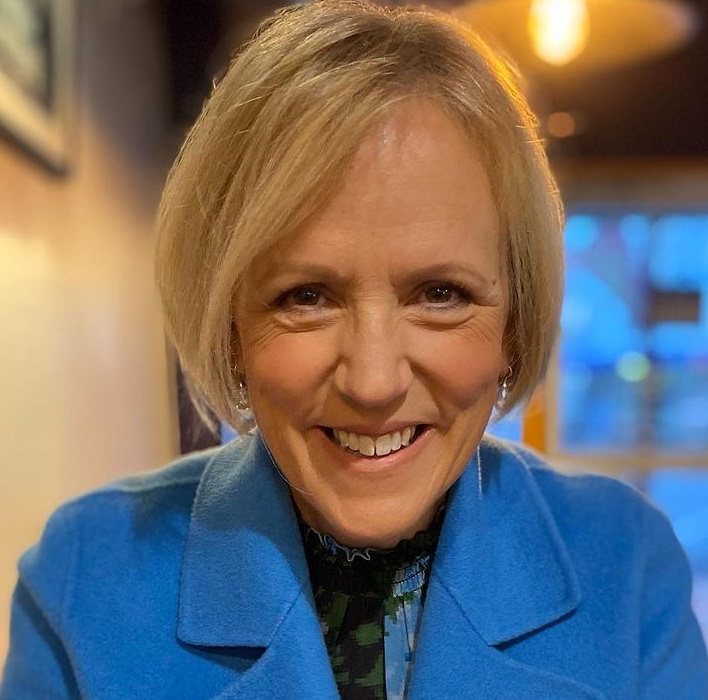 Hilary Barry biography