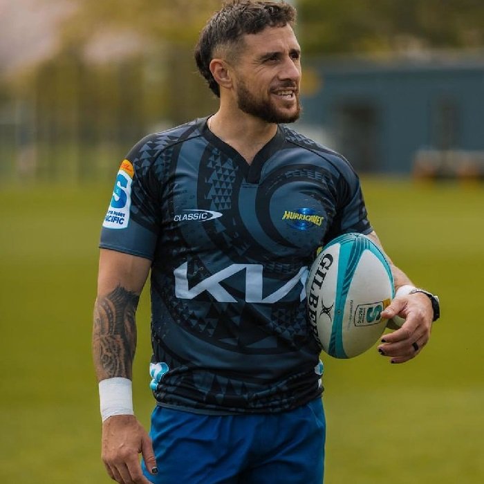 TJ Perenara: Biography, Age, Height, Vegan, Baby, Position